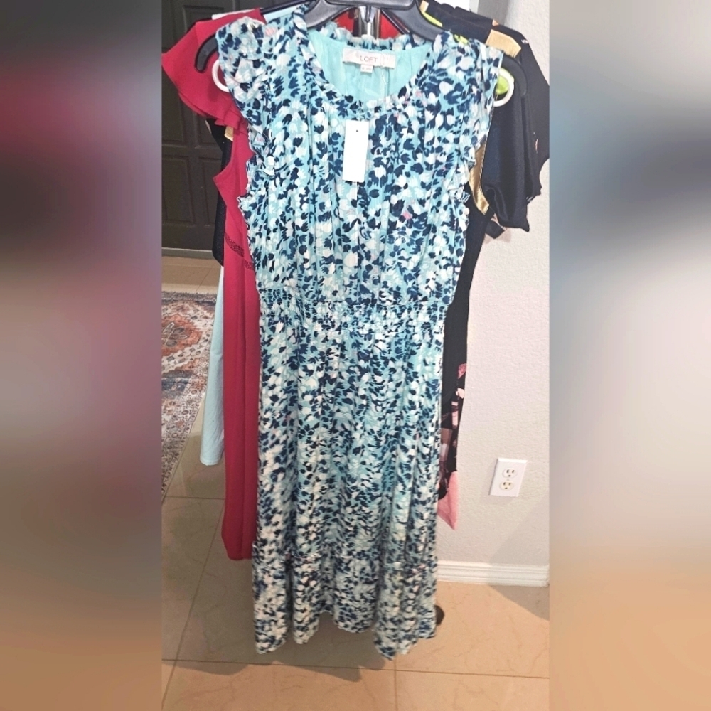 NWT LOFT Shimmer Floral Ruffle Sleeve Flare Dress Size XS